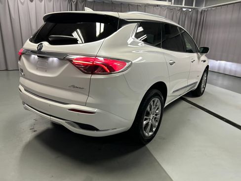 Used 2022 Buick Enclave Avenir FWD image 7