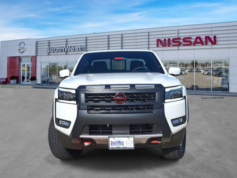 New 2026 Nissan Frontier Pro-X w/ Pro-X Convenience Package RWD image 10