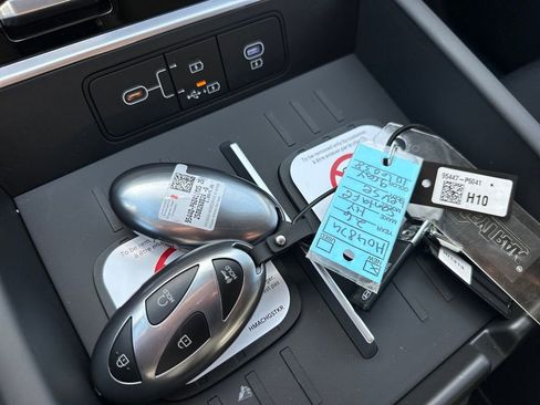 New 2026 Hyundai Santa Fe SE image 24