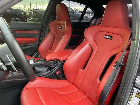Used 2018 BMW M3 w/ Competition Package RWD image 31