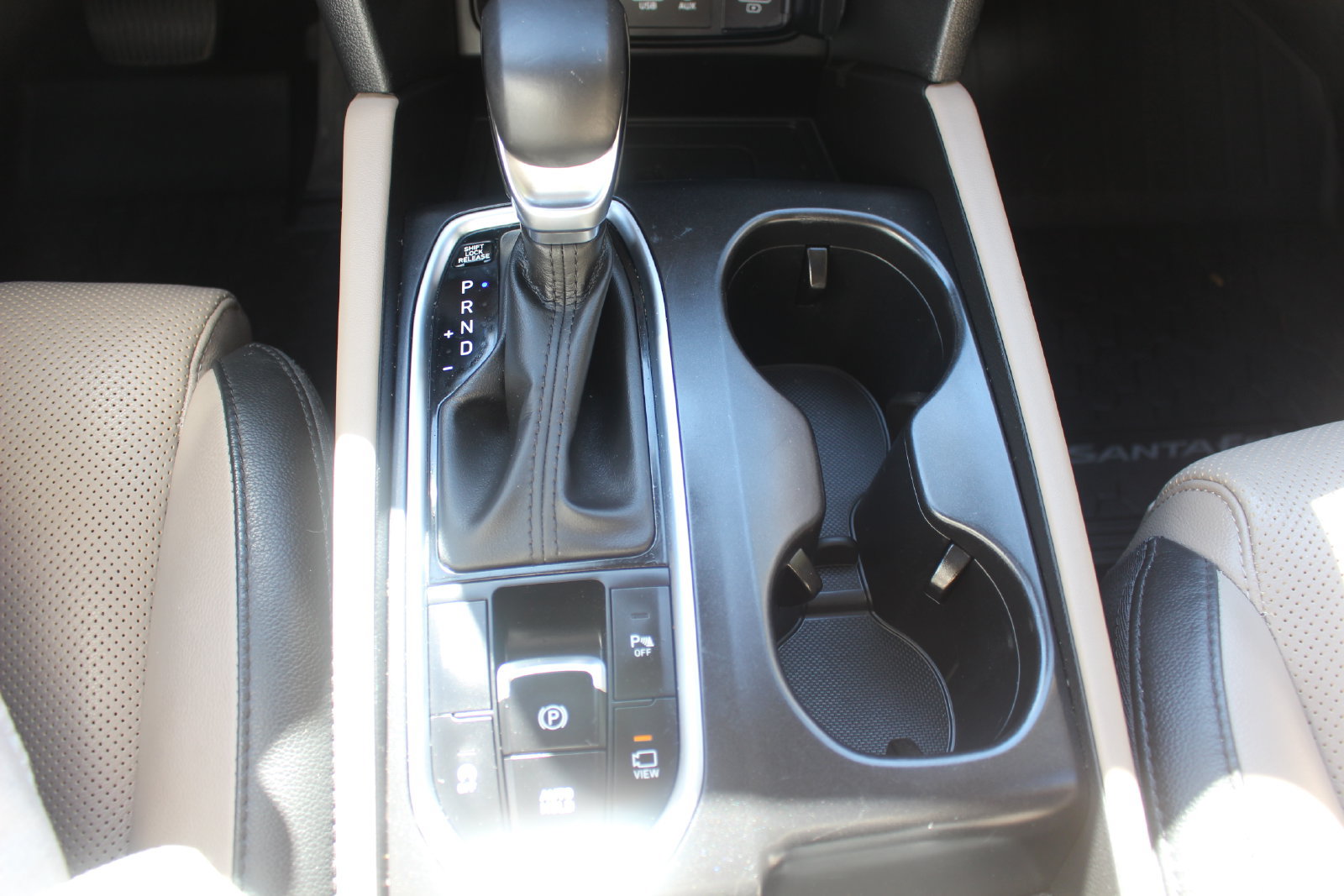 Used 2020 Hyundai Santa Fe Limited FWD image 38