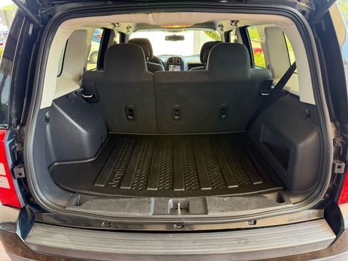 Used 2016 Jeep Patriot Sport w/ Power Value Group image 7