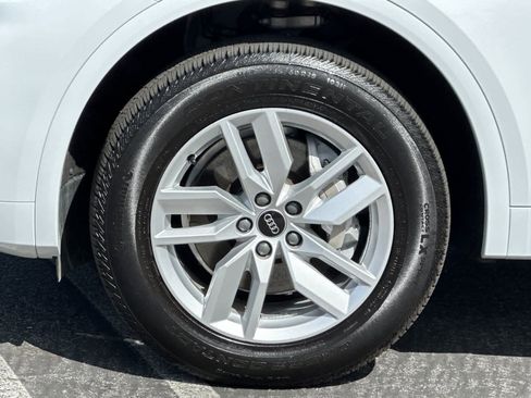 Used 2023 Audi Q5 2.0T Premium w/ Convenience Package image 26