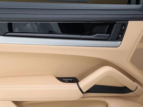 New 2026 Porsche Cayenne S AWD/4WD image 37