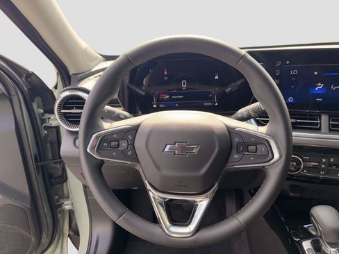 Used 2026 Chevrolet Trax ACTIV w/ Driver Confidence Package FWD image 14