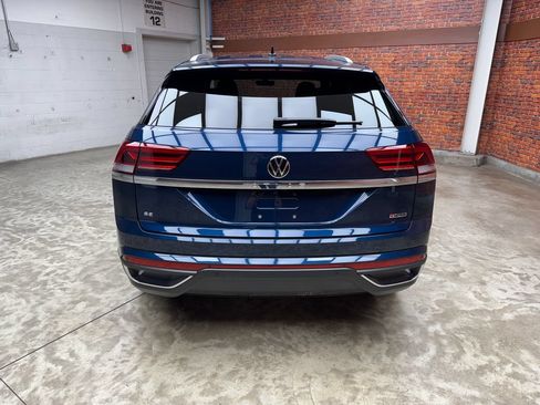Used 2021 Volkswagen Atlas Cross Sport SE AWD/4WD image 4