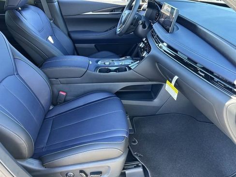 New 2026 INFINITI QX60 Sport AWD/4WD image 13