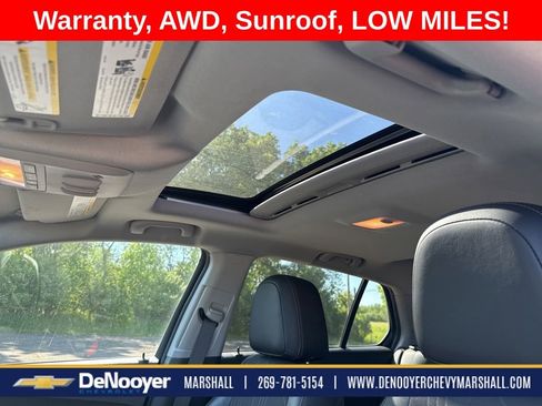Used 2020 Chevrolet Trax LT w/ Sun & Sound Package AWD/4WD image 15