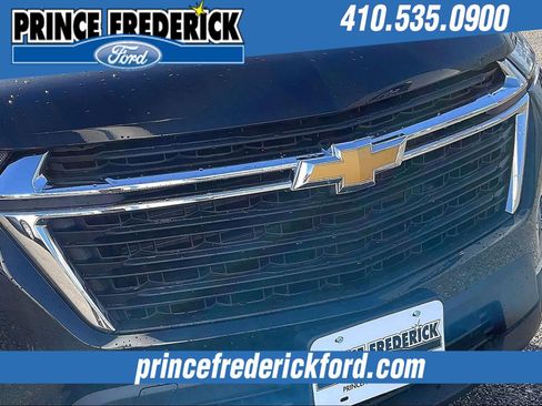 Used 2022 Chevrolet Traverse LS image 29