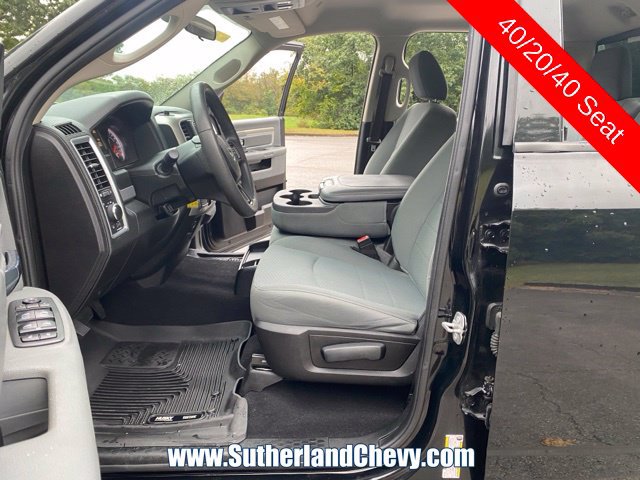 Used 2020 RAM 1500 Classic SLT AWD/4WD image 19