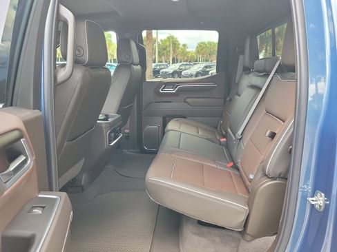 Used 2026 GMC Sierra 1500 Denali RWD image 10