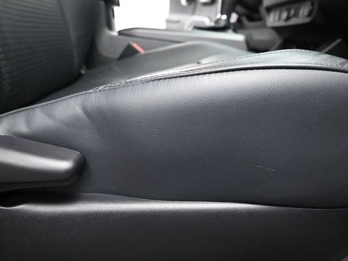 Used 2020 Toyota Tacoma TRD Sport image 12