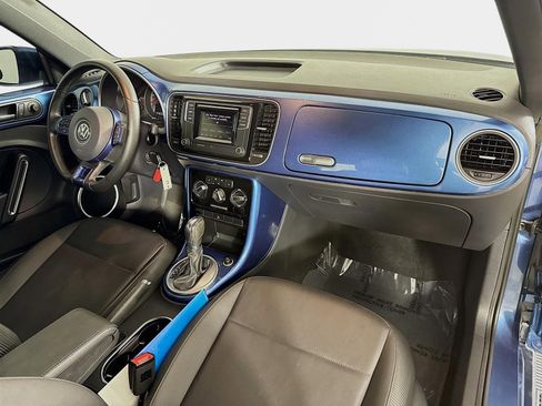 Used 2019 Volkswagen Beetle 2.0T S image 23