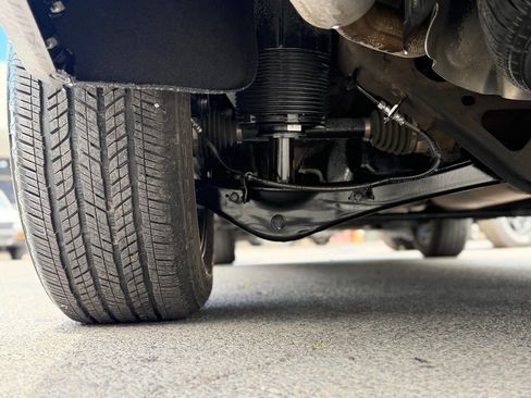 Used 2021 Chevrolet Suburban High Country image 42