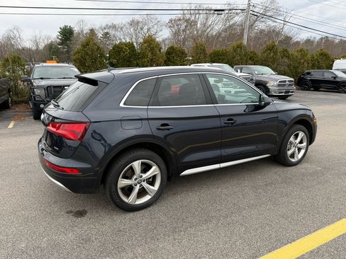 Used 2020 Audi Q5 2.0T Premium Plus w/ Premium Plus Package image 3
