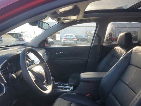 Certified 2024 Chevrolet Equinox Premier image 13