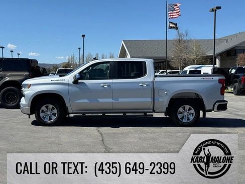 Used 2022 Chevrolet Silverado 1500 LT AWD/4WD image 2