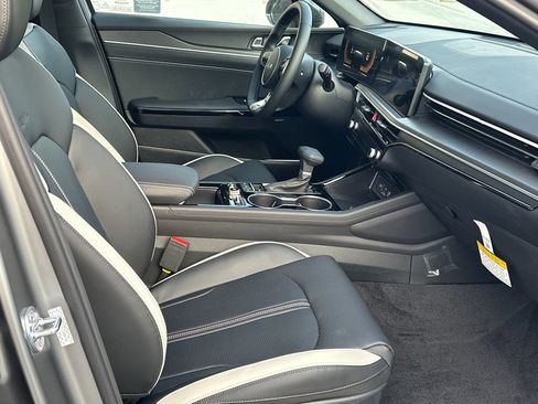 New 2026 Kia K5 GT-Line image 10