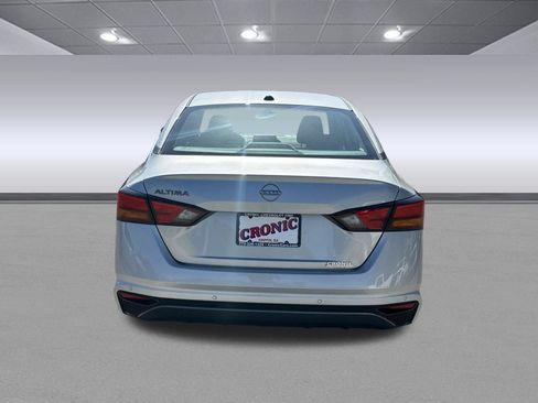 Used 2026 Nissan Altima 2.5 SV FWD image 4