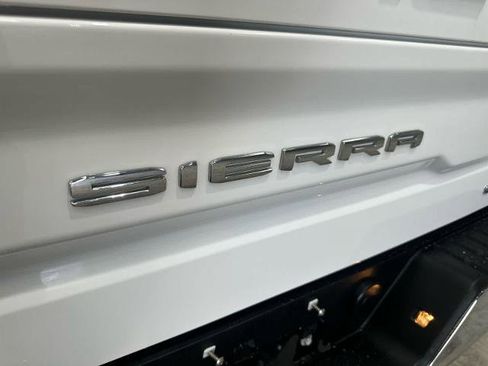 Used 2025 GMC Sierra 1500 SLT RWD image 13