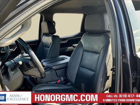 Used 2025 GMC Sierra 1500 SLT image 17