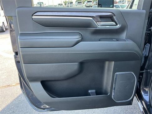 Used 2024 Chevrolet Silverado 2500 LTZ image 20