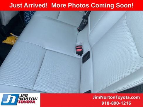 Used 2023 Toyota Prius Limited w/ Limited Premium Package image 12