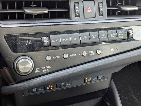 Used 2025 Lexus ES 300h 300h image 23