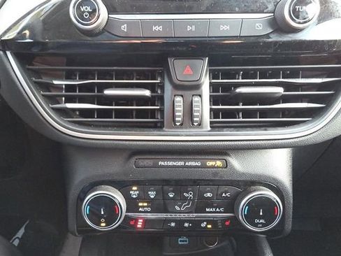 Certified 2022 Ford Escape SEL image 26