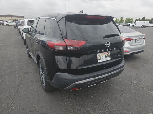 Certified 2023 Nissan Rogue SL w/ SL Premium Package FWD image 4