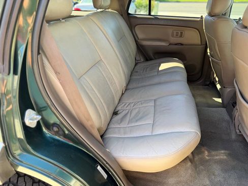 Used 2001 Toyota 4Runner Limited AWD/4WD image 15