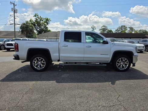 Used 2017 GMC Sierra 1500 SLT w/ SLT Premium Package AWD/4WD image 10