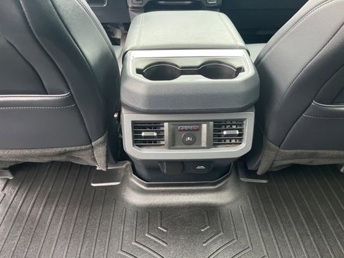 Used 2024 Ford F350 Lariat w/ Lariat Ultimate Package image 17