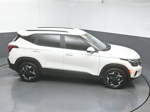 Used 2025 Kia Seltos S FWD image 47