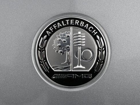 Used 2025 Mercedes-Benz C 43 AMG 4MATIC Sedan image 33