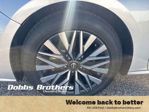 Used 2024 Nissan Altima 2.5 SV image 9