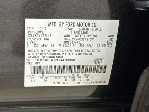 Used 2020 Ford Explorer Platinum w/ Premium Technology Package AWD/4WD image 23