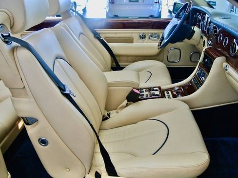 Used 2000 Rolls-Royce Corniche image 23