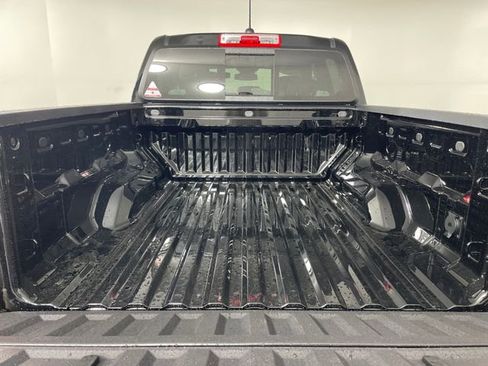 New 2026 GMC Canyon AT4 AWD/4WD image 7