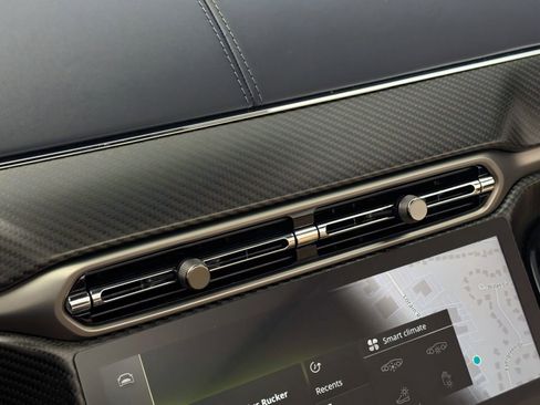 New 2026 Aston Martin V8 Vantage Roadster RWD image 36