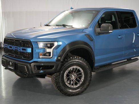 Used 2020 Ford F150 Raptor w/ Equipment Group 802A Luxury AWD/4WD image 4