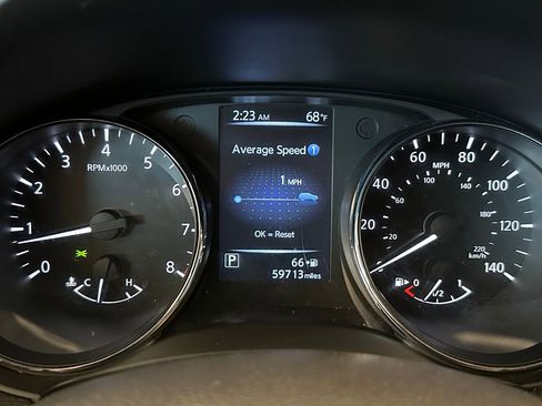 Used 2017 Nissan Rogue SV w/ Midnight Edition Package AWD/4WD image 10