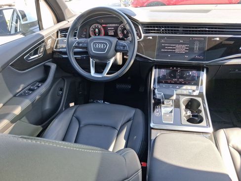 Used 2025 Audi Q7 3.0T Premium Plus AWD/4WD image 9