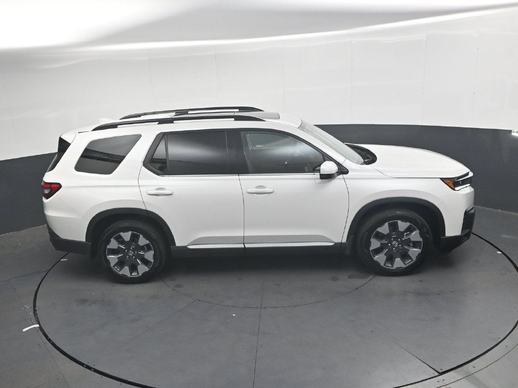 Used 2026 Honda Pilot Touring image 25