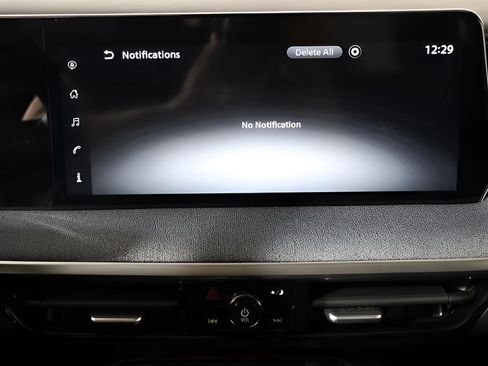 Used 2025 Nissan Kicks SV w/ SV Premium Package FWD image 23