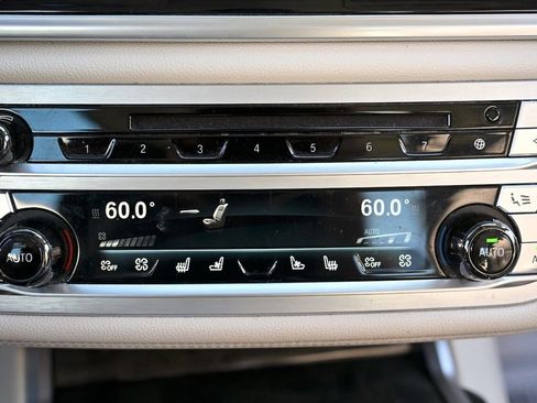 Used 2018 BMW 750i 750i image 33