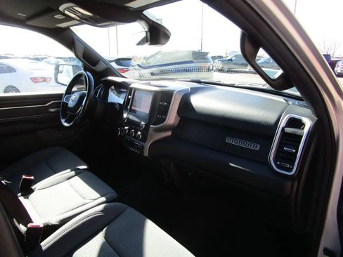 Used 2022 RAM 1500 Big Horn AWD/4WD image 19