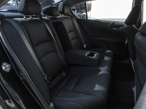 Used 2015 Honda Accord Sport image 30