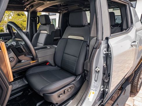 Used 2025 GMC Hummer EV 3X AWD/4WD image 20