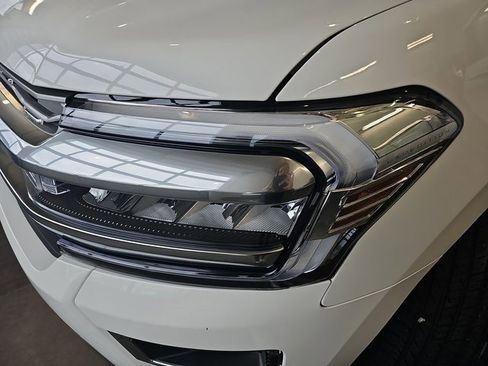 Used 2022 Ford Expedition Max Platinum image 32